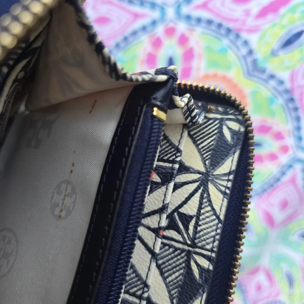 Tory Burch Navy, Red, White & Green Floral Zip Wallet - Picture 9 of 9